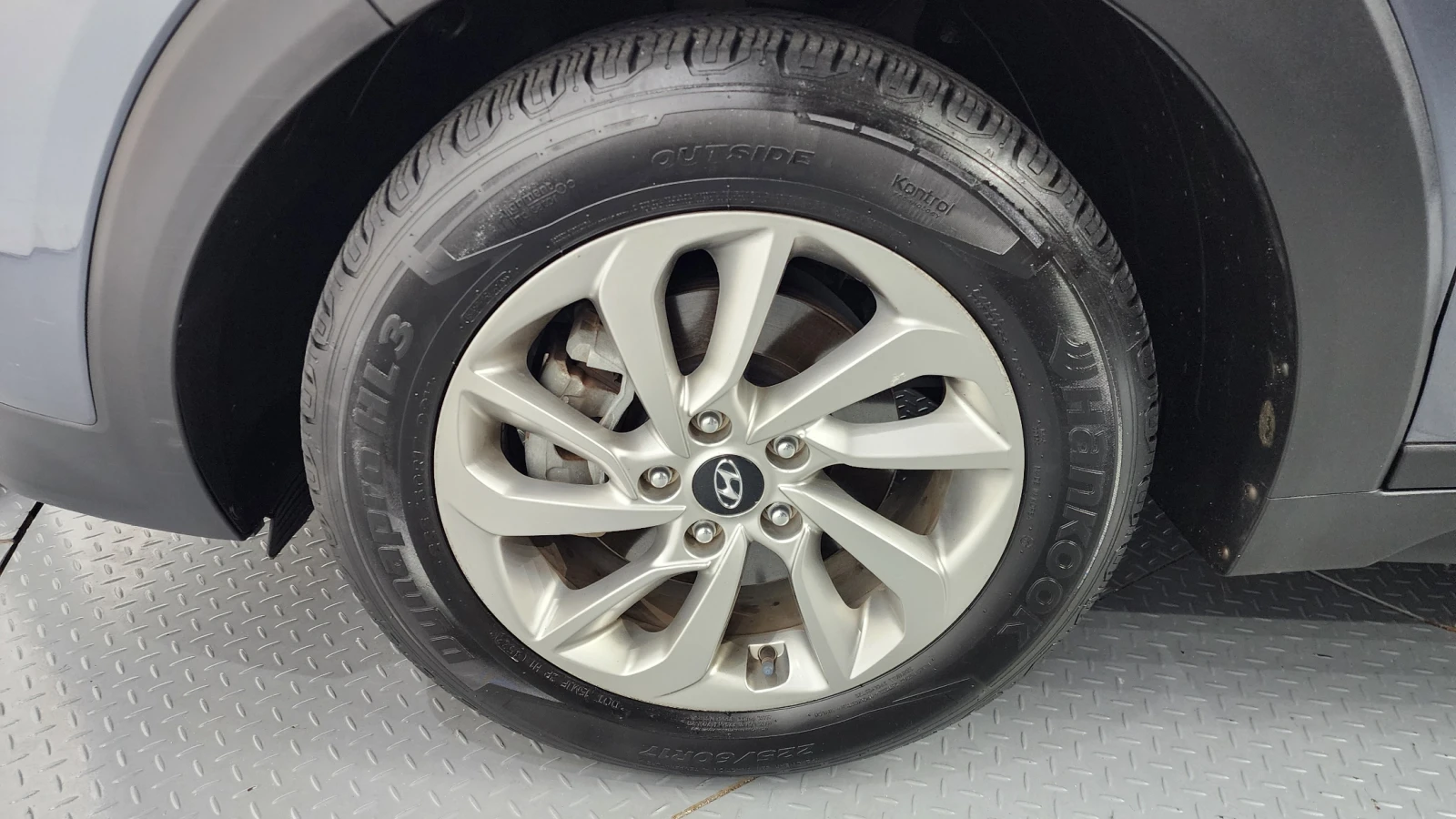 Hyundai Tucson 2.0 2WD MODERN - изображение 5
