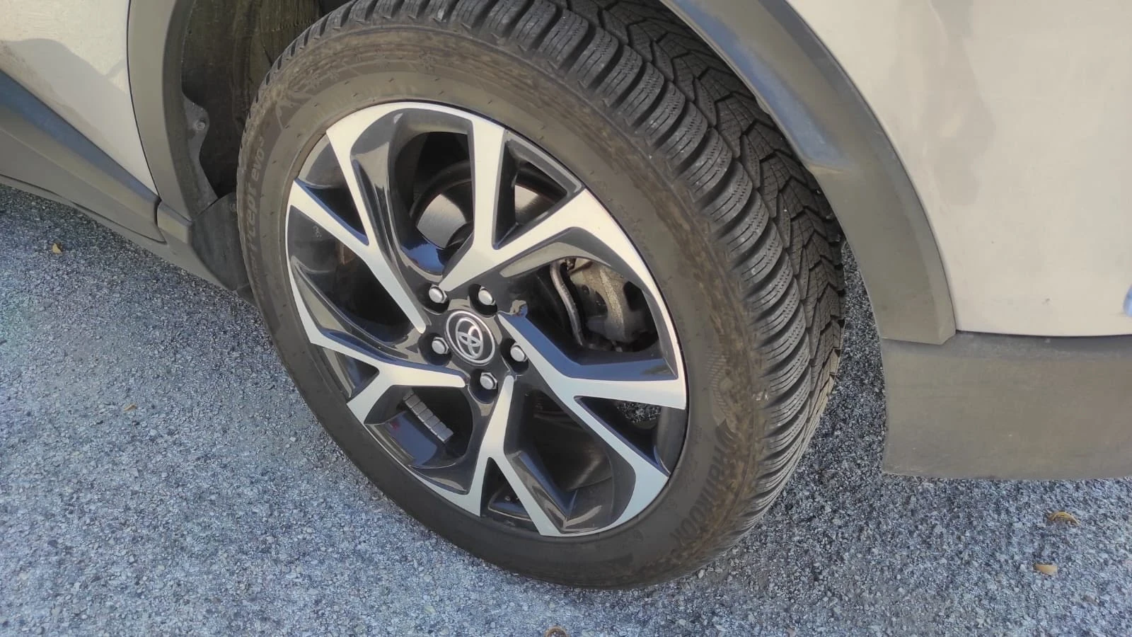 Toyota C-HR  - изображение 5