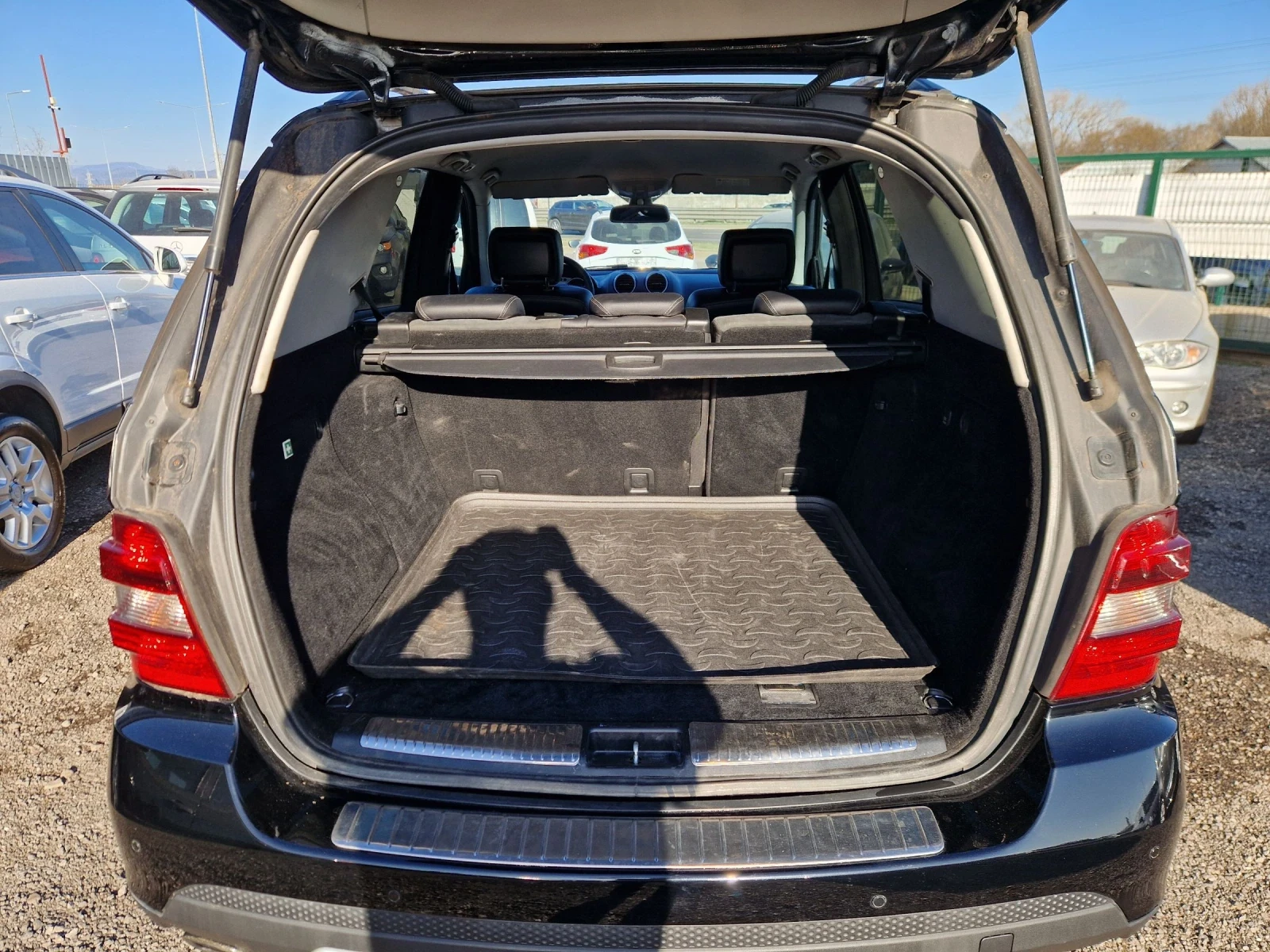 Mercedes-Benz ML 320 3.2CDI 224HP PREMIUM ITALIA, снимка 7 - Автомобили и джипове - 53824654