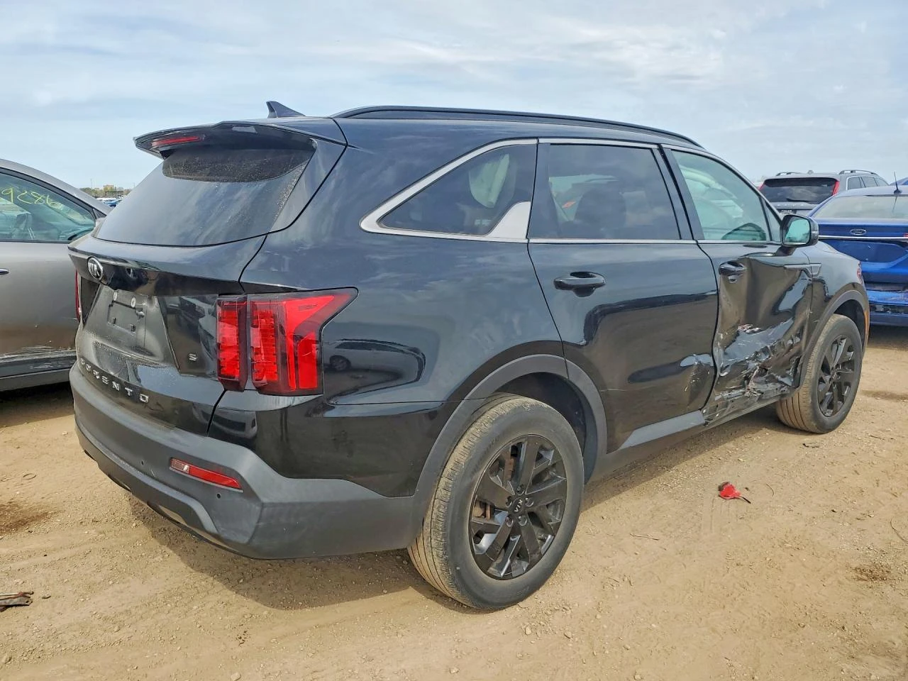 Kia Sorento 2.5l S, снимка 3 - Автомобили и джипове - 55074120