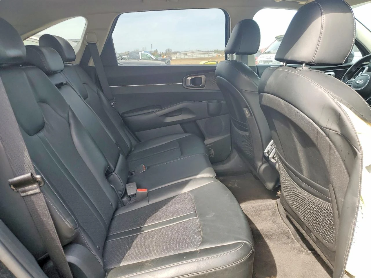 Kia Sorento 2.5l S, снимка 10 - Автомобили и джипове - 55074120