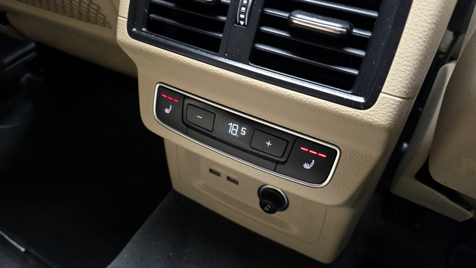 Audi Q5, снимка 15 - Автомобили и джипове - 55524406