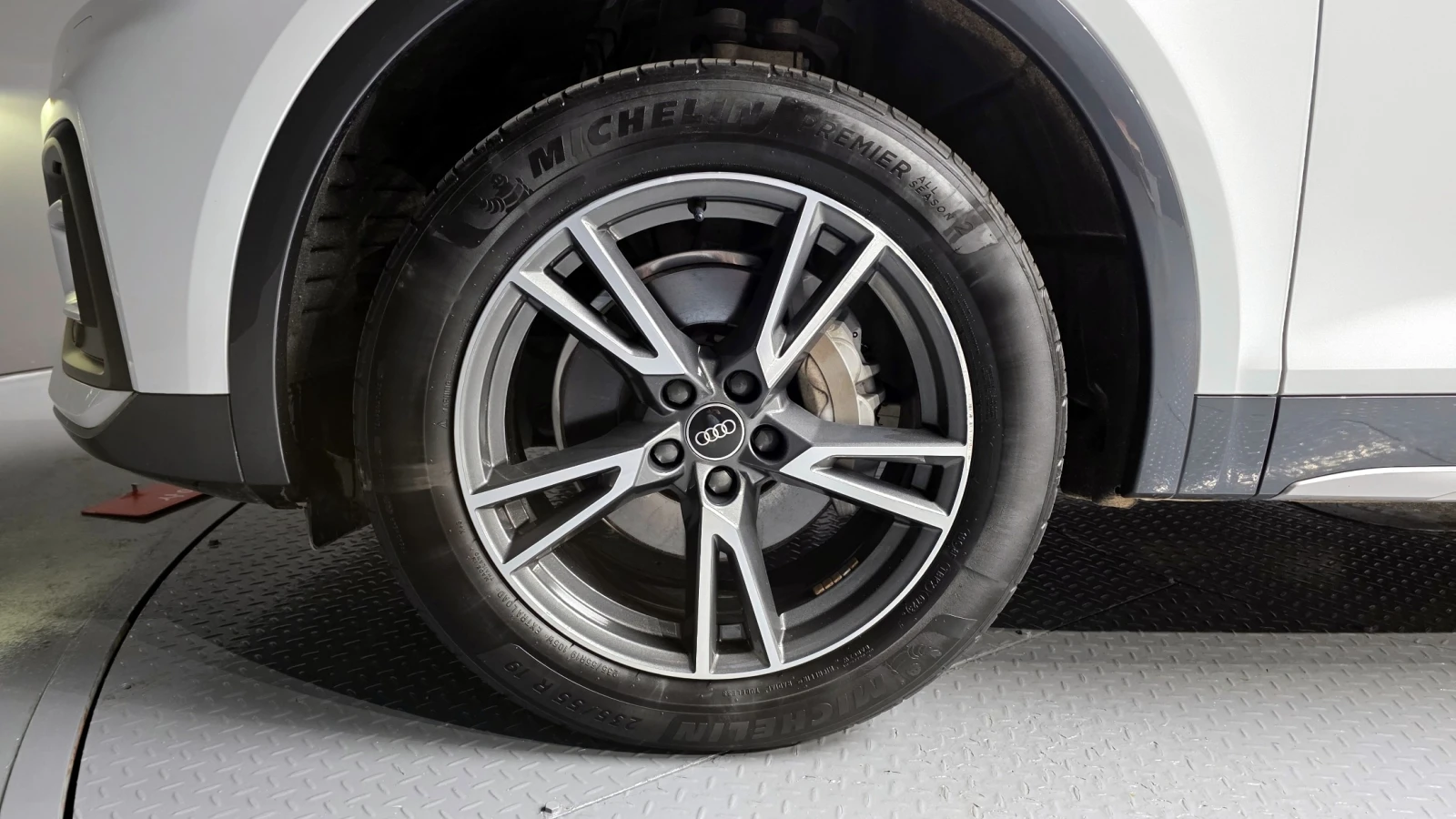 Audi Q5, снимка 4 - Автомобили и джипове - 55524406