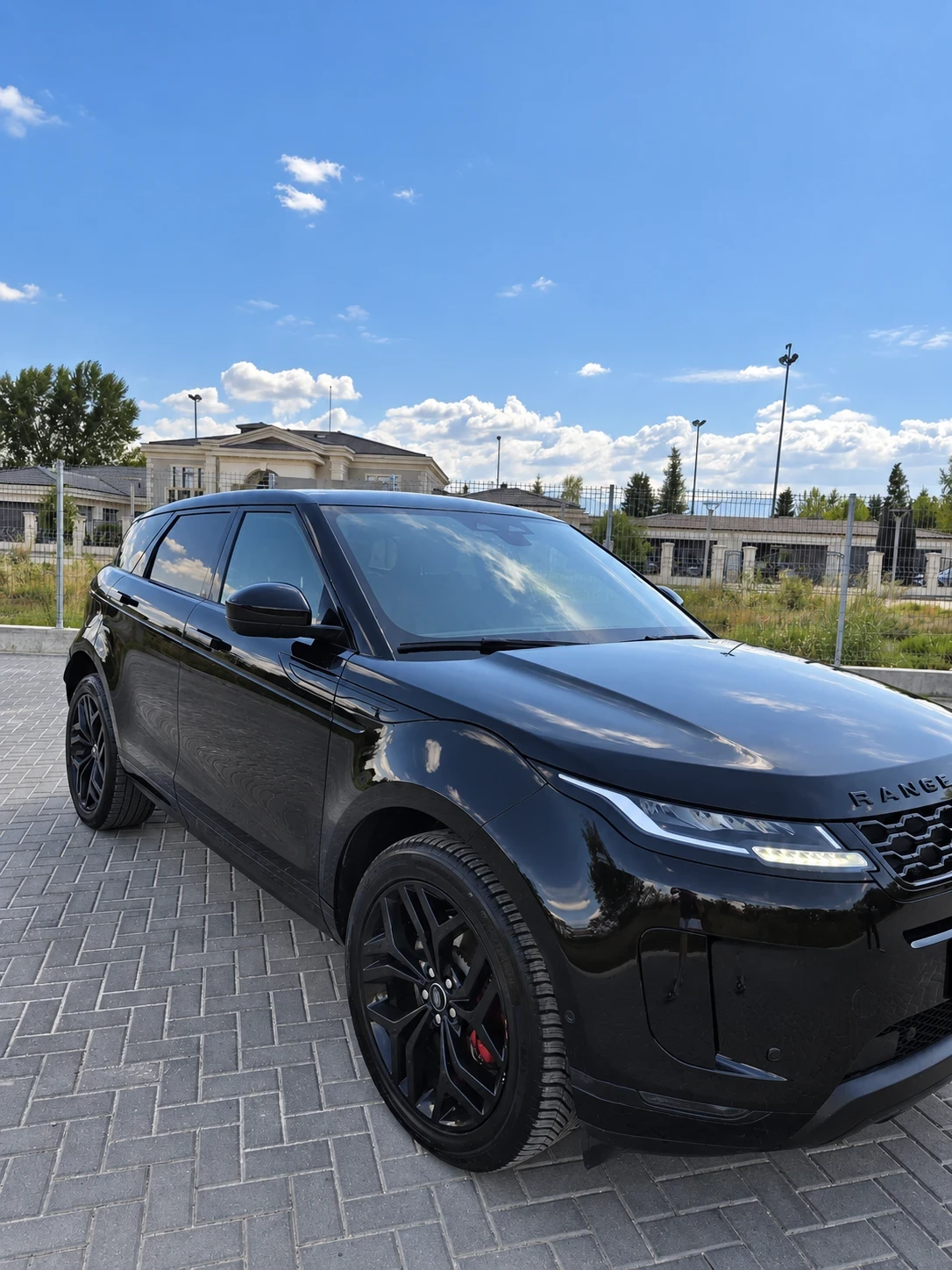 Land Rover Evoque, снимка 2 - Автомобили и джипове - 56576470