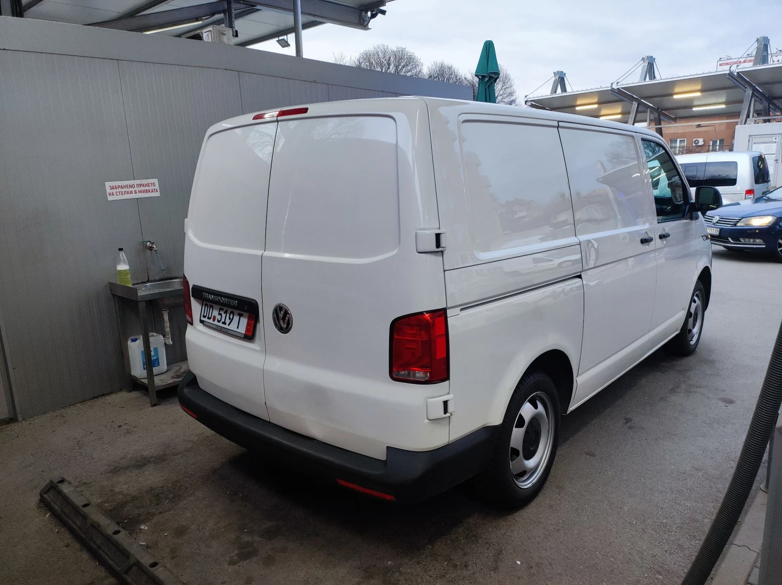 VW Transporter 2.0TDI, снимка 3 - Бусове и автобуси - 53953077