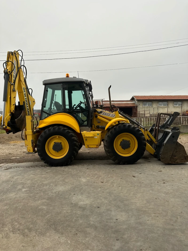 Багер New Holland LB 115.B, снимка 4 - Индустриална техника - 49362170