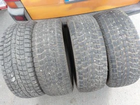 Гуми Зимни 265/65R17, снимка 1