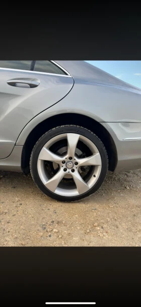 ����� �� �������� �� ���� � ������ 255/35R19 �� Mercedes-Benz
