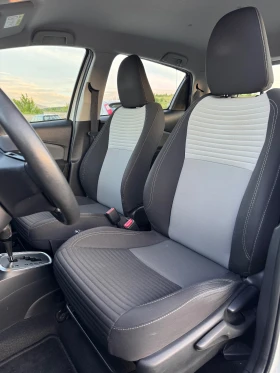 Toyota Yaris 1.5i Hybrid, снимка 13