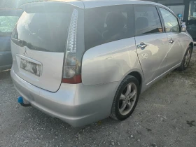 Mitsubishi Grandis MITSUBISHI Grandis 2.4i, снимка 3