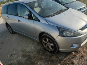 Mitsubishi Grandis MITSUBISHI Grandis 2.4i, снимка 2