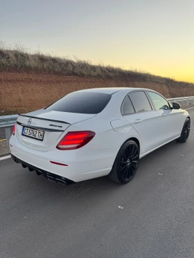 Обява за продажба на Mercedes-Benz E 220 Amg  63 pack ~38 888 лв. - изображение 4 | Auto.bg Обява за продажба на Mercedes-Benz E 220 Amg  63 pack ~38 888 лв. - изображение 4