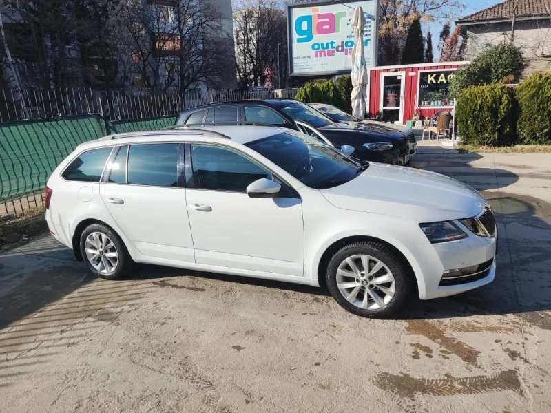 Skoda Octavia Метан, снимка 5 - Автомобили и джипове - 47231915