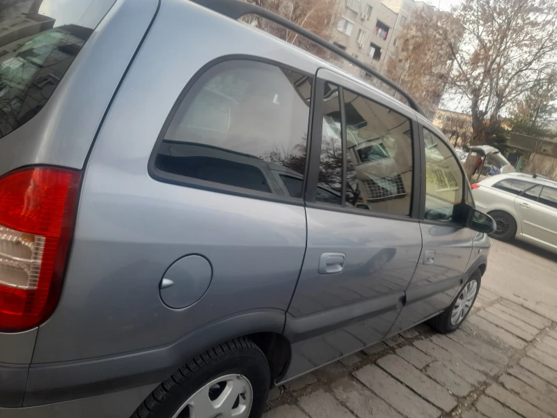 Opel Zafira, снимка 2 - Автомобили и джипове - 48418543