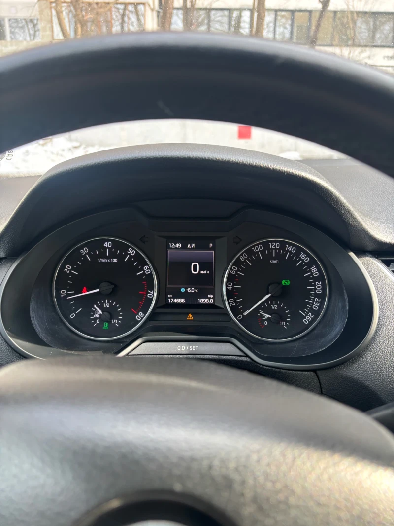 Skoda Octavia G-TEC, снимка 10 - Автомобили и джипове - 53174518