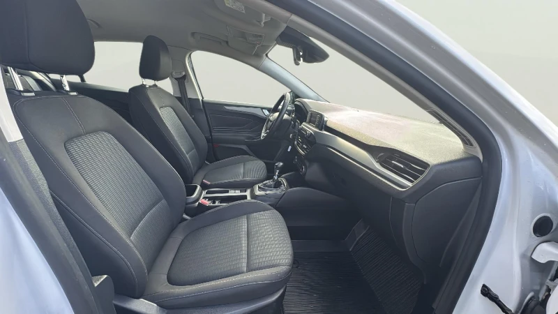 Ford Focus 1.0 EcoBoost, снимка 13 - Автомобили и джипове - 53268834