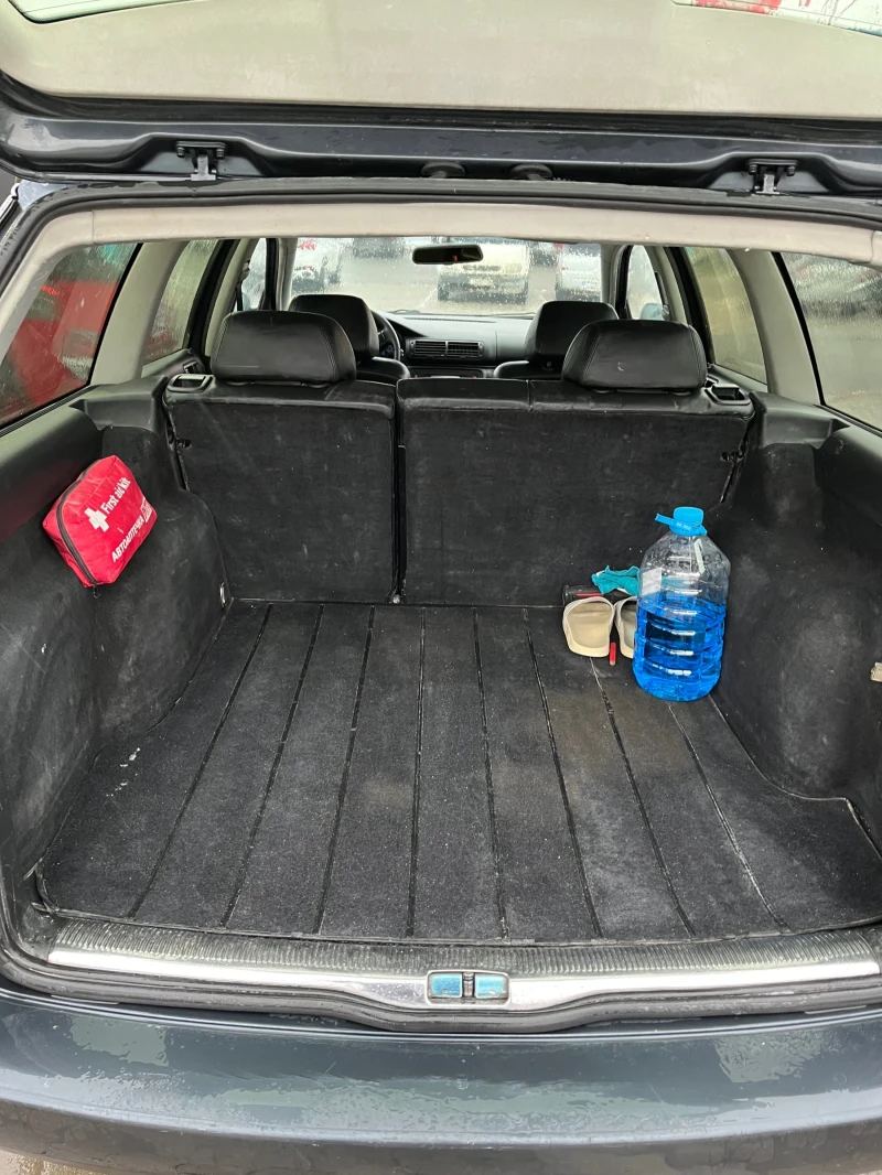 VW Passat 1.9, снимка 11 - Автомобили и джипове - 53417046