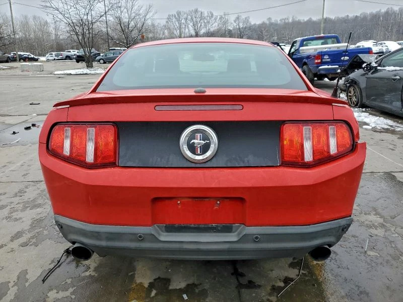 Ford Mustang 3.7L 6 Rear-wheel drive, снимка 10 - Автомобили и джипове - 53570816