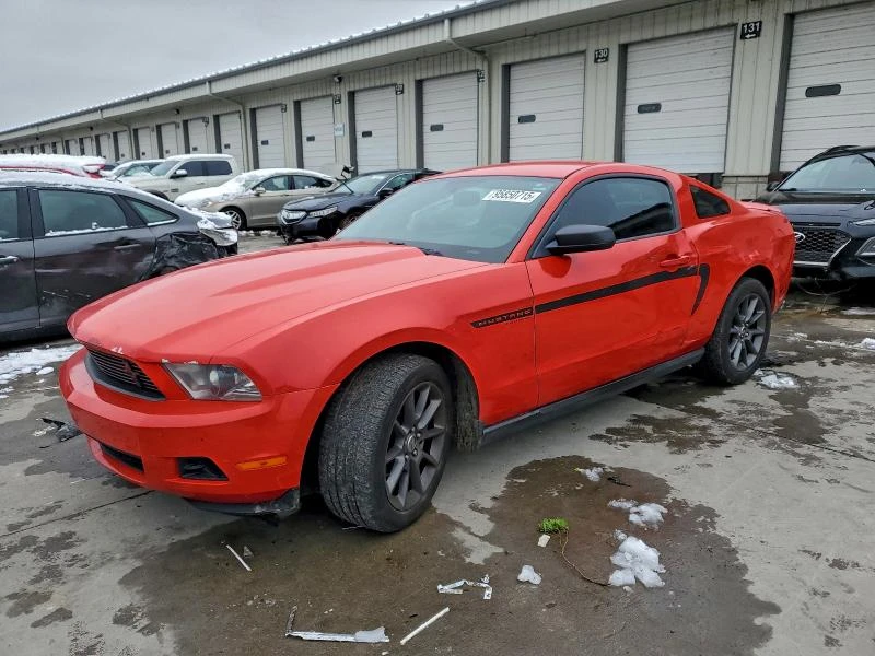 Ford Mustang 3.7L 6 Rear-wheel drive, снимка 2 - Автомобили и джипове - 53570816