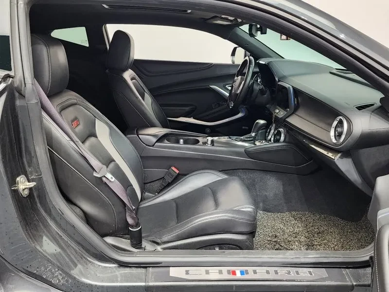 Chevrolet Camaro 6.2, снимка 11 - Автомобили и джипове - 53911908