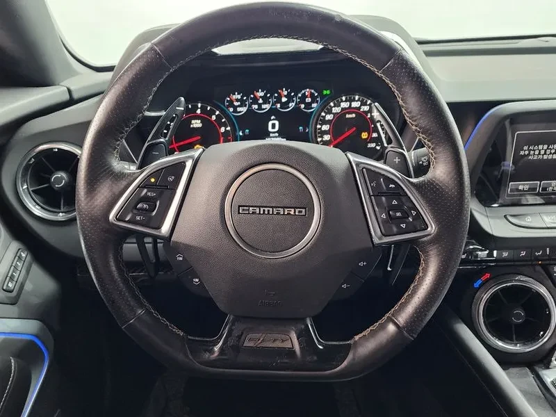 Chevrolet Camaro 6.2, снимка 13 - Автомобили и джипове - 53911908