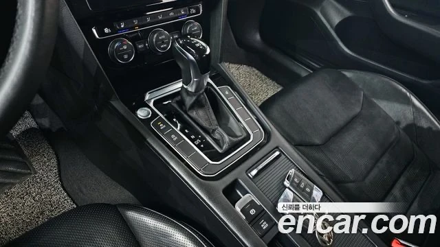 VW Arteon, снимка 7 - Автомобили и джипове - 54109216