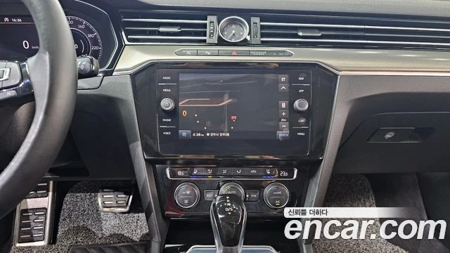 VW Arteon, снимка 11 - Автомобили и джипове - 54109216