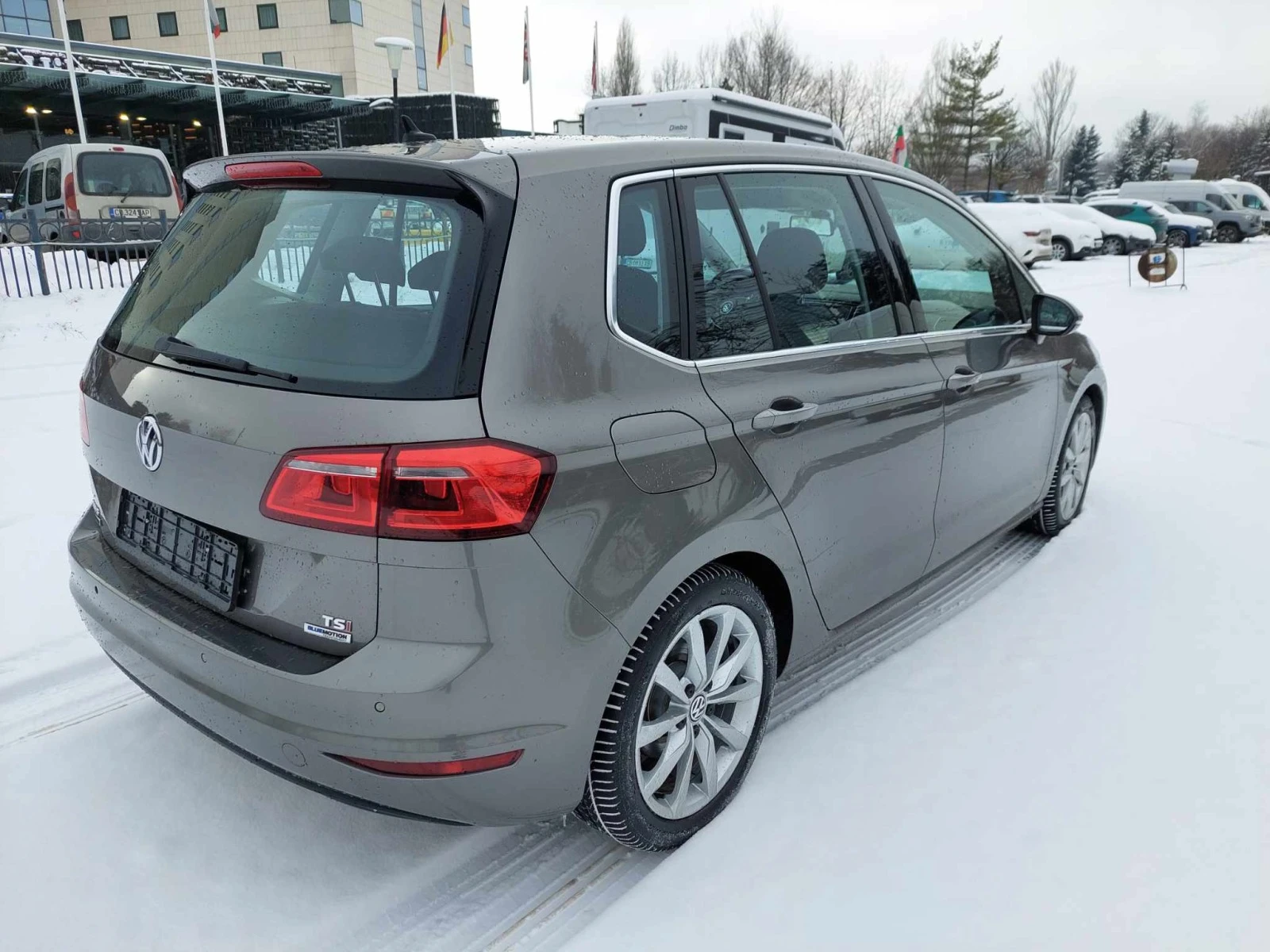 VW Sportsvan 1,4TSI 125ps DSG - изображение 5