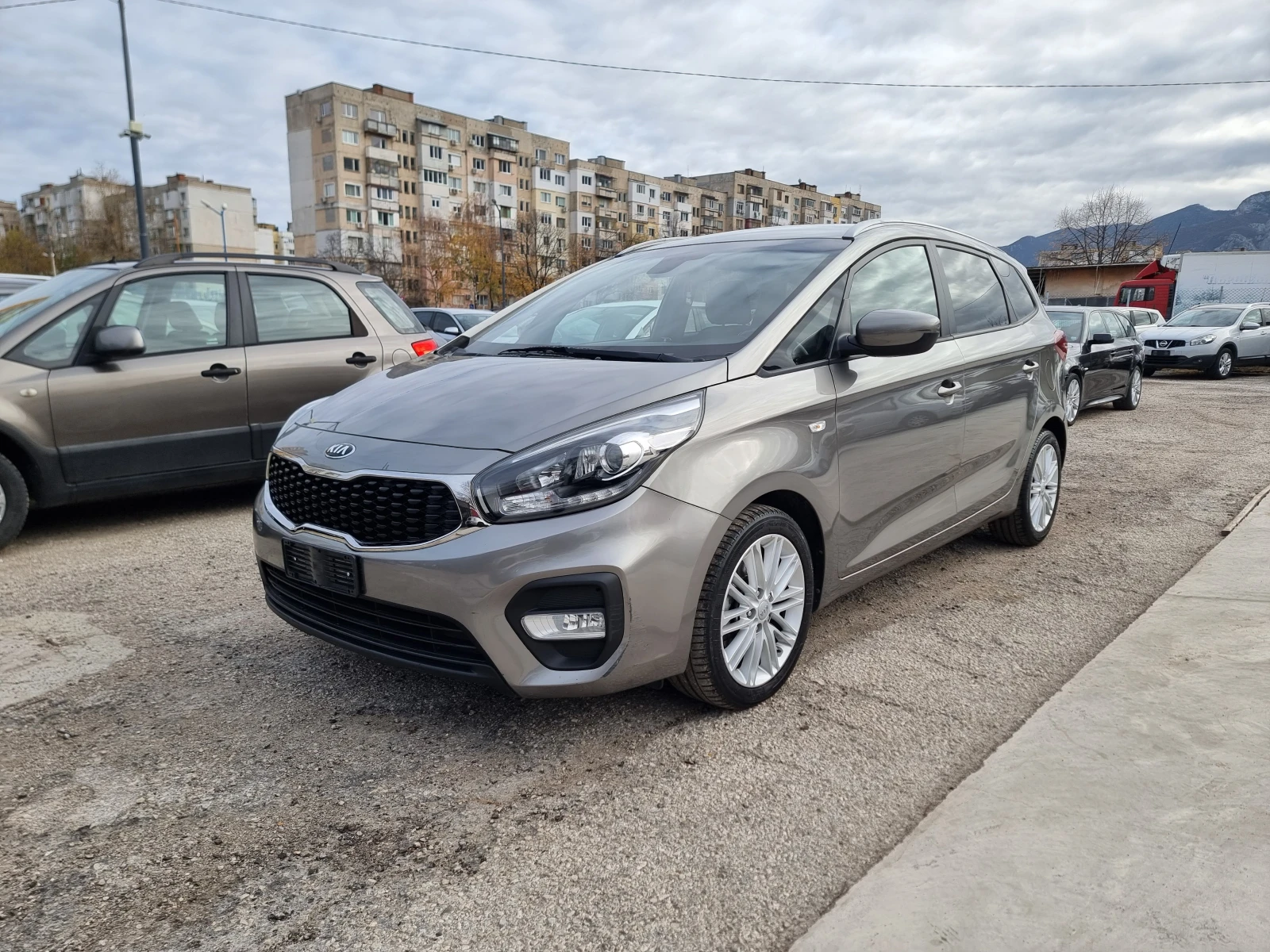 Kia Carens 1.7CRDI 16V FACE - изображение 3