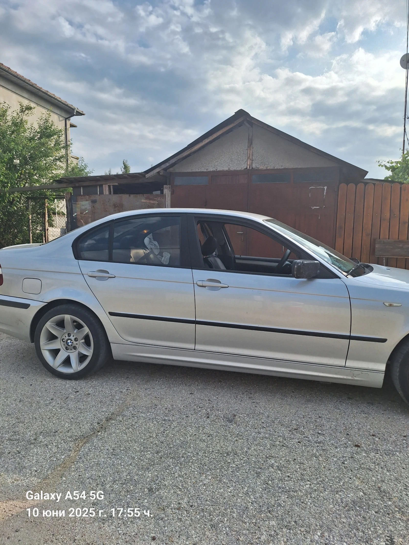 BMW 320 2.0 d - изображение 2