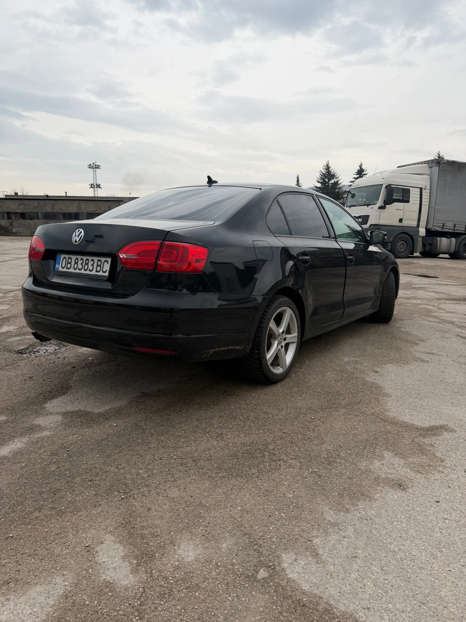 VW Jetta | Mobile.bg   3