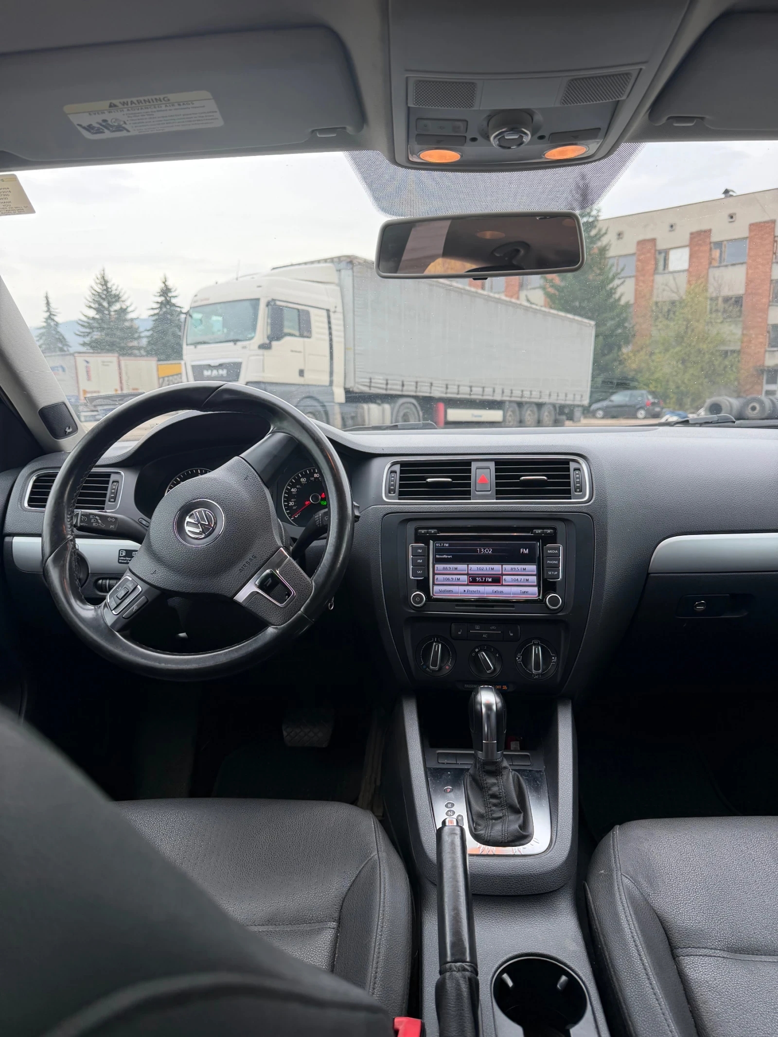 VW Jetta | Mobile.bg   4