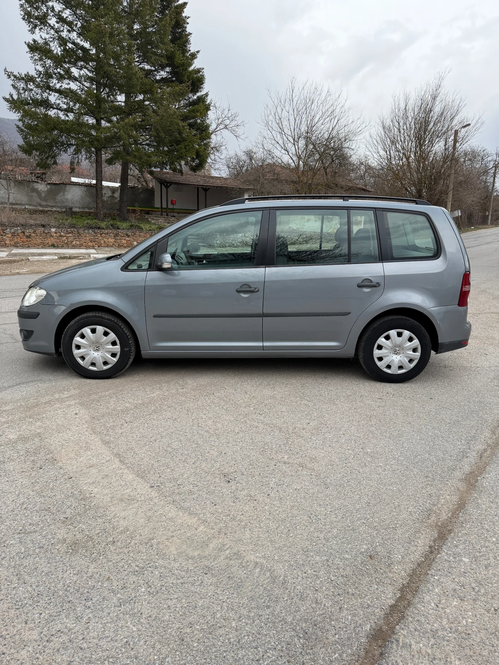 VW Touran 1.9 tdi BLS 6+ 1 facelift - изображение 6