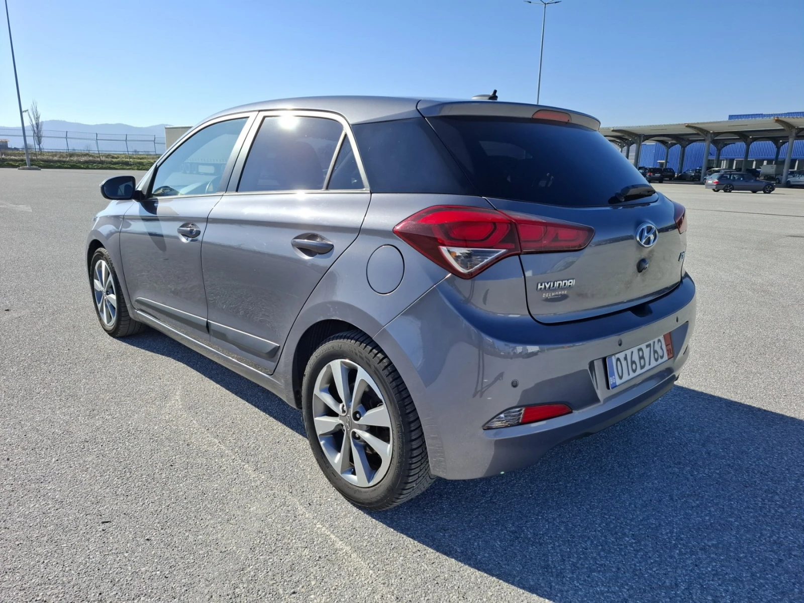 Hyundai I20 1.1 CRDi* Trend* Navi* LED* CAMERA  - изображение 3