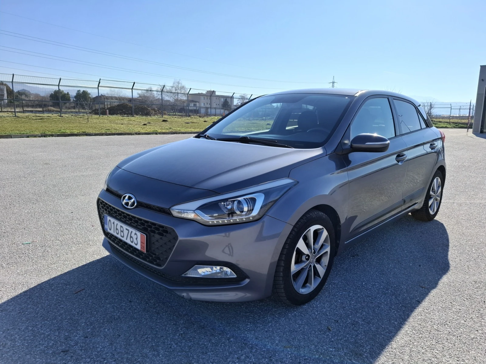 Hyundai I20 1.1 CRDi* Trend* Navi* LED* CAMERA  - изображение 4