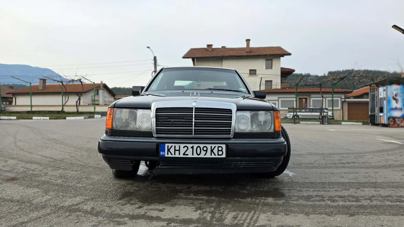 Mercedes-Benz 124 2.0, снимка 3 - Автомобили и джипове - 53763439