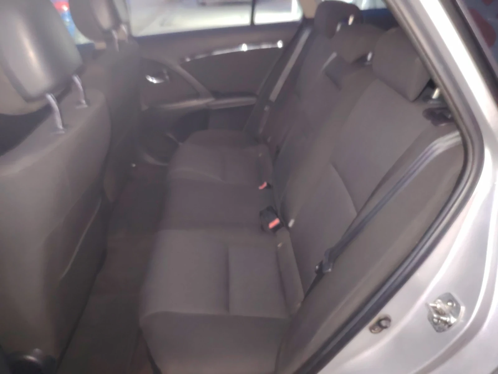 Toyota Avensis | Mobile.bg � ����������� 12