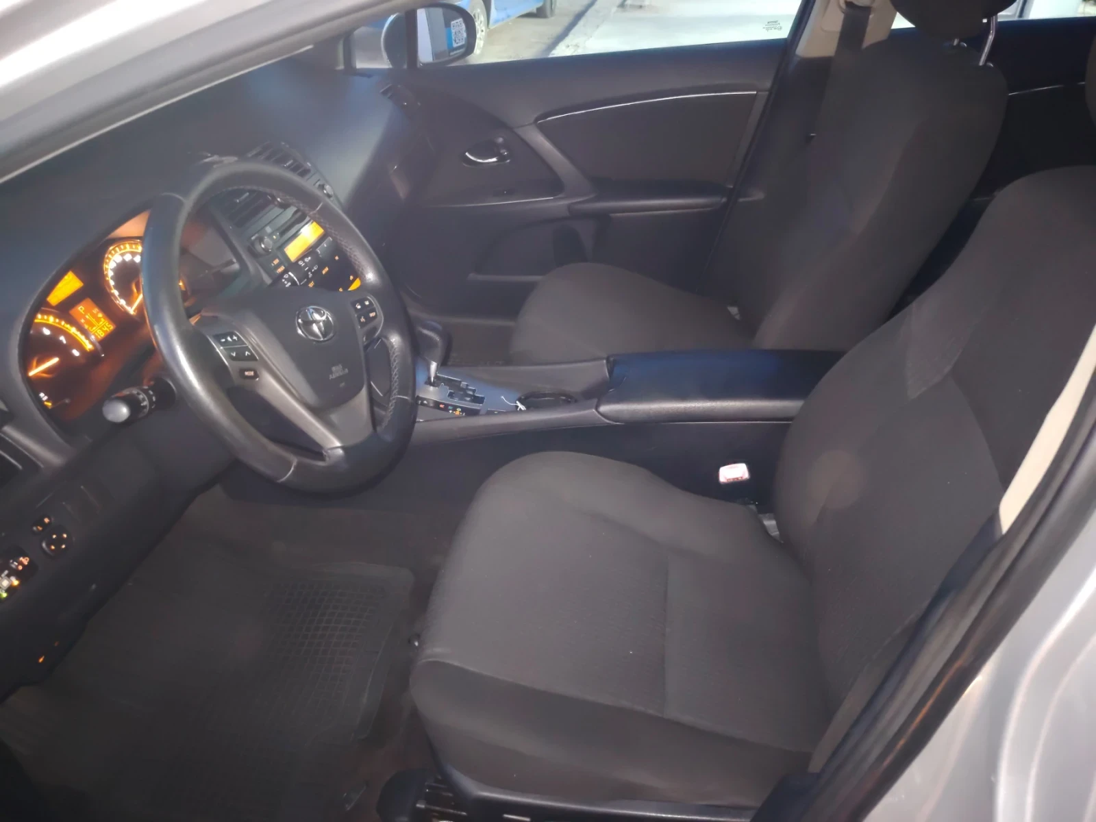 Toyota Avensis | Mobile.bg � ����������� 11