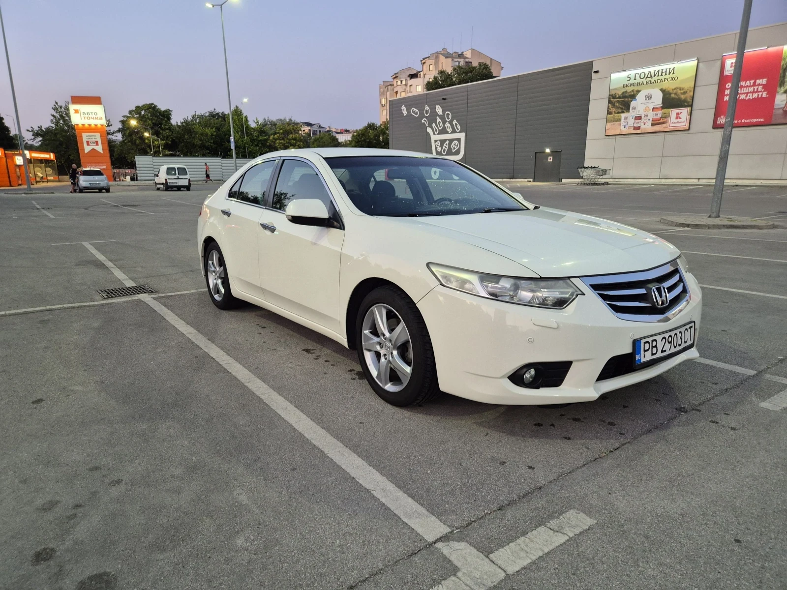 Honda Accord, снимка 2 - Автомобили и джипове - 53954954