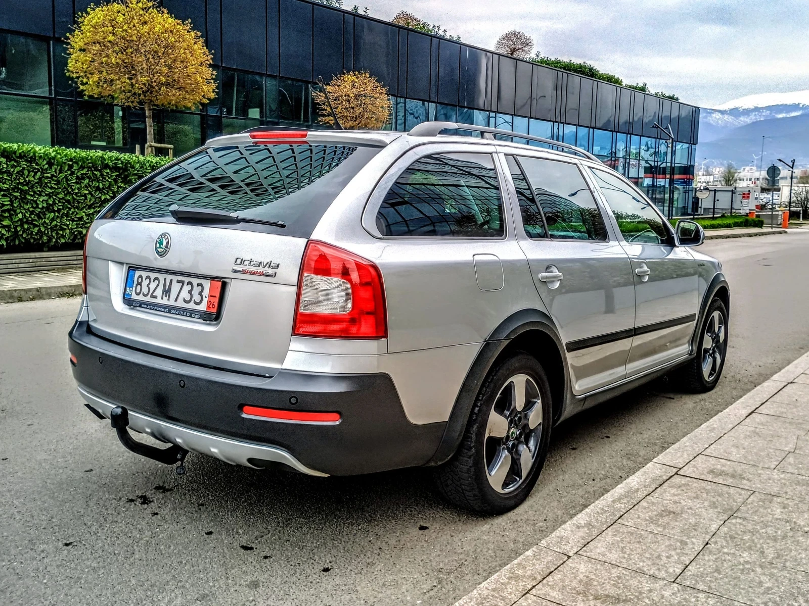 Skoda Octavia * SCOUT * 4X4 * XENON * ПОДГРЕВ * НАВИГАЦИЯ , снимка 5 - Автомобили и джипове - 54215910