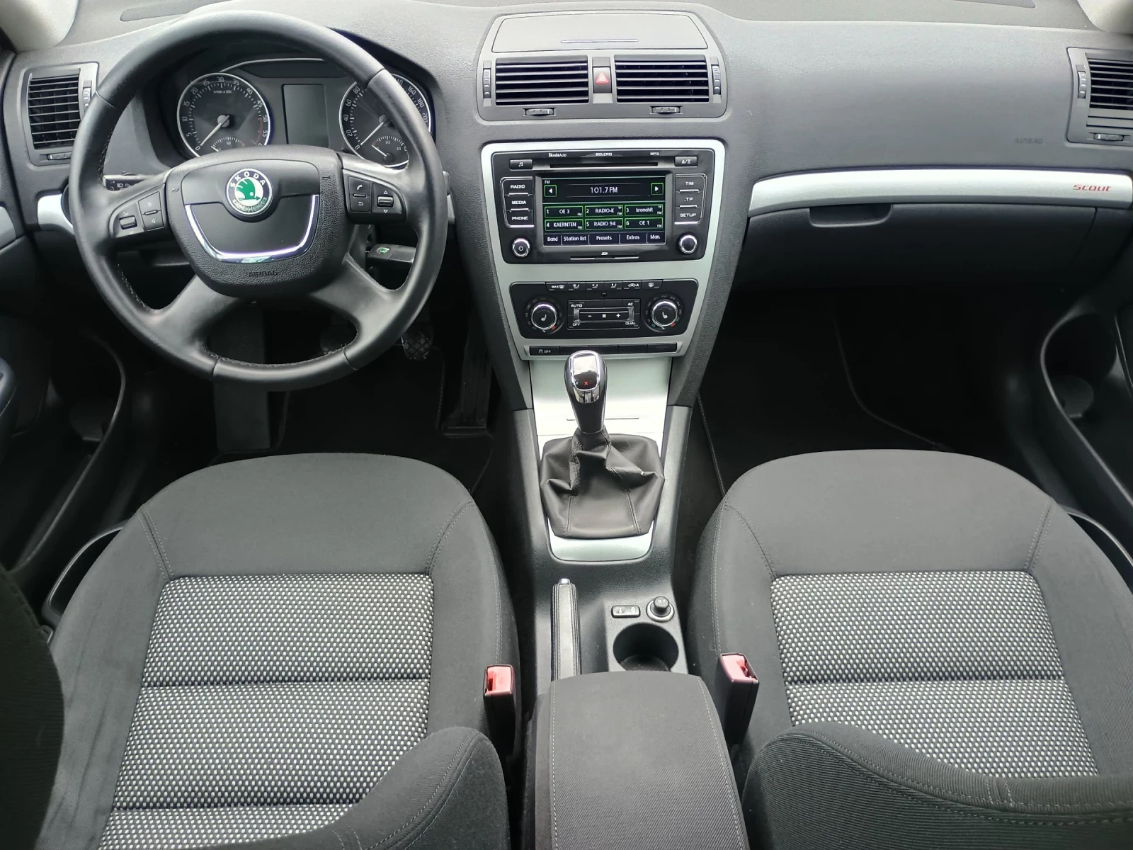 Skoda Octavia * SCOUT * 4X4 * XENON * ПОДГРЕВ * НАВИГАЦИЯ , снимка 8 - Автомобили и джипове - 54215910