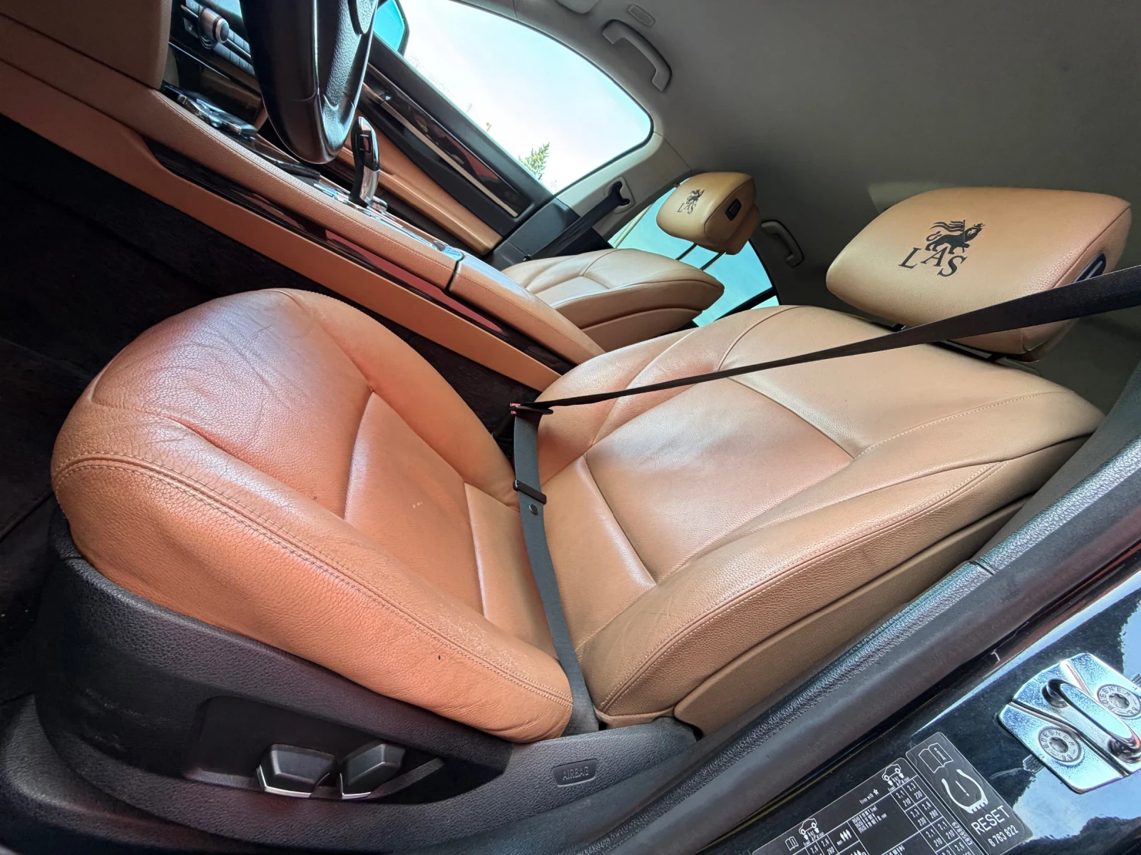 BMW 730 3.0D* F01* Кожа, снимка 11 - Автомобили и джипове - 54343087