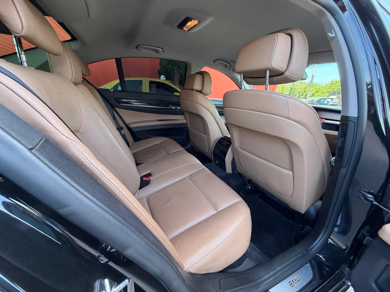 BMW 730 3.0D* F01* Кожа, снимка 7 - Автомобили и джипове - 54343087