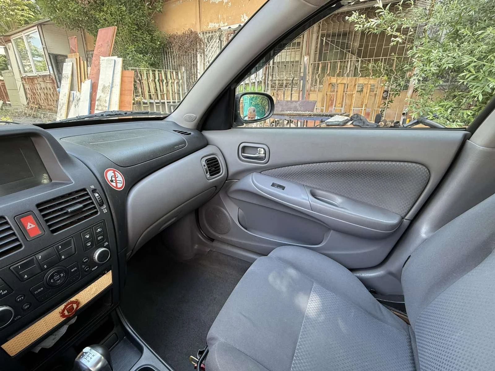 Nissan Almera Фейслифт, снимка 14 - Автомобили и джипове - 54824506