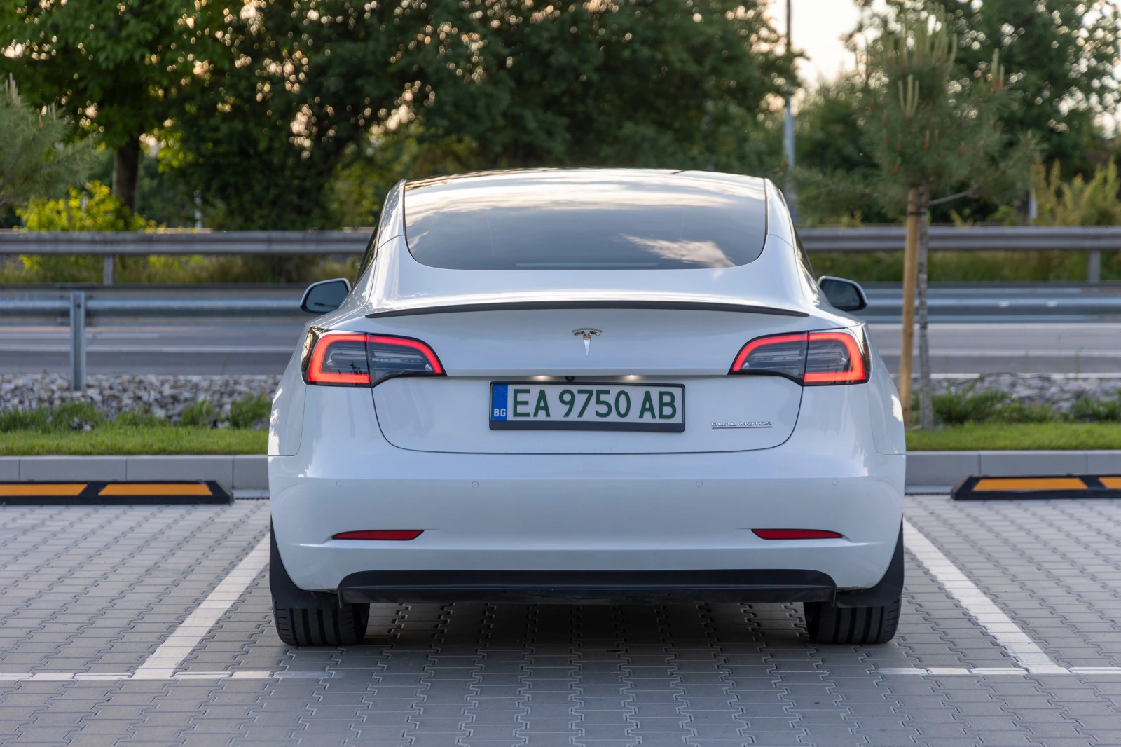 Tesla Model 3 Performance, снимка 5 - Автомобили и джипове - 55138846