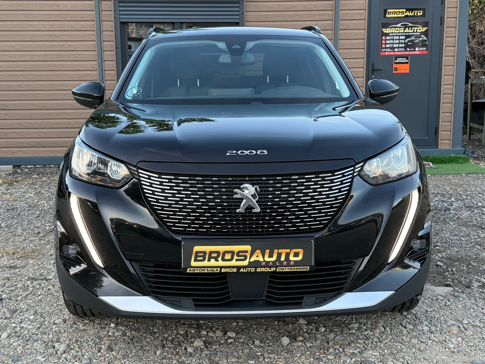 Peugeot 2008 1.5 HDI | EAT8 | LED | Camera, снимка 3 - Автомобили и джипове - 56298383