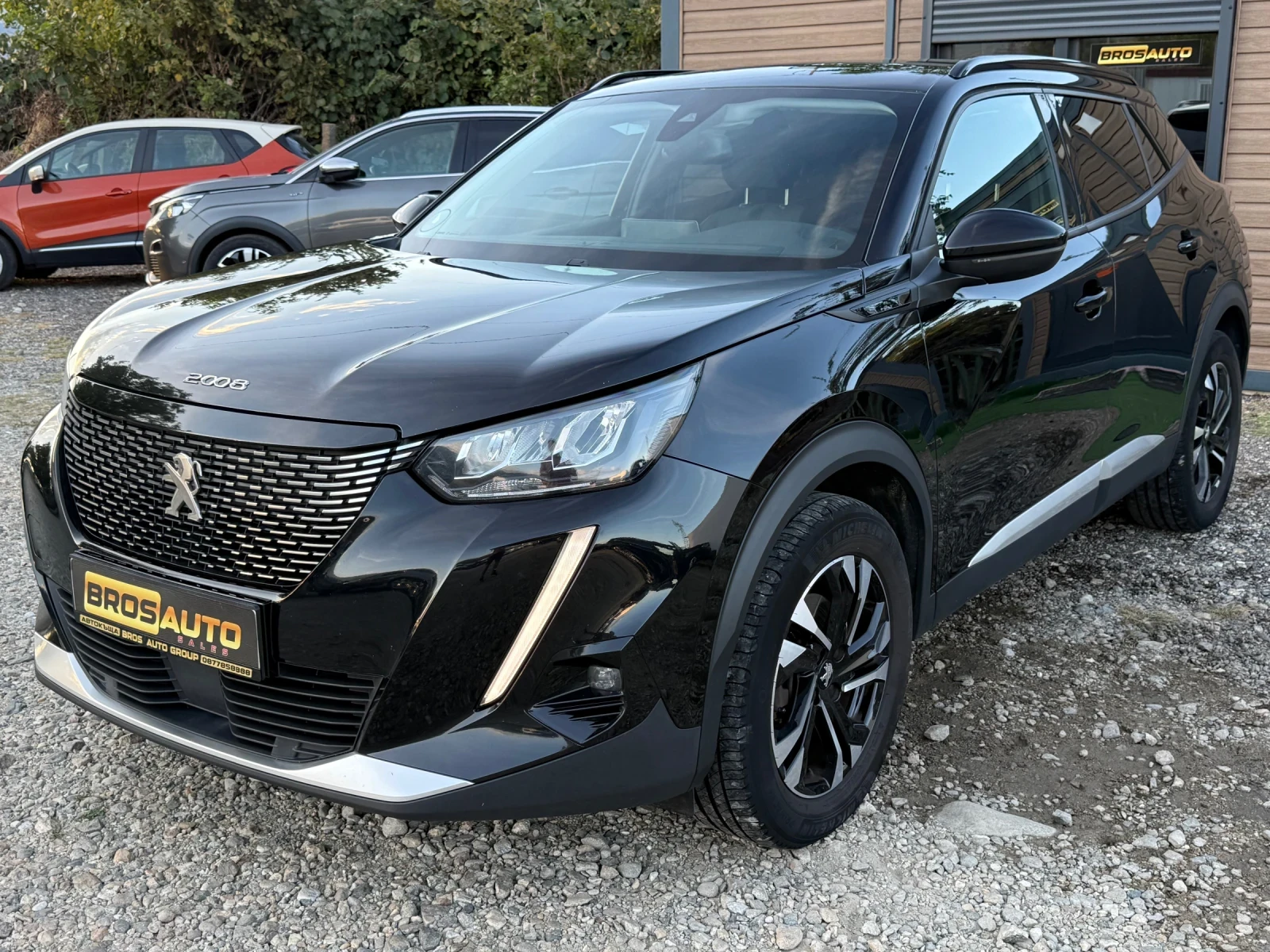 Peugeot 2008 1.5 HDI | EAT8 | LED | Camera