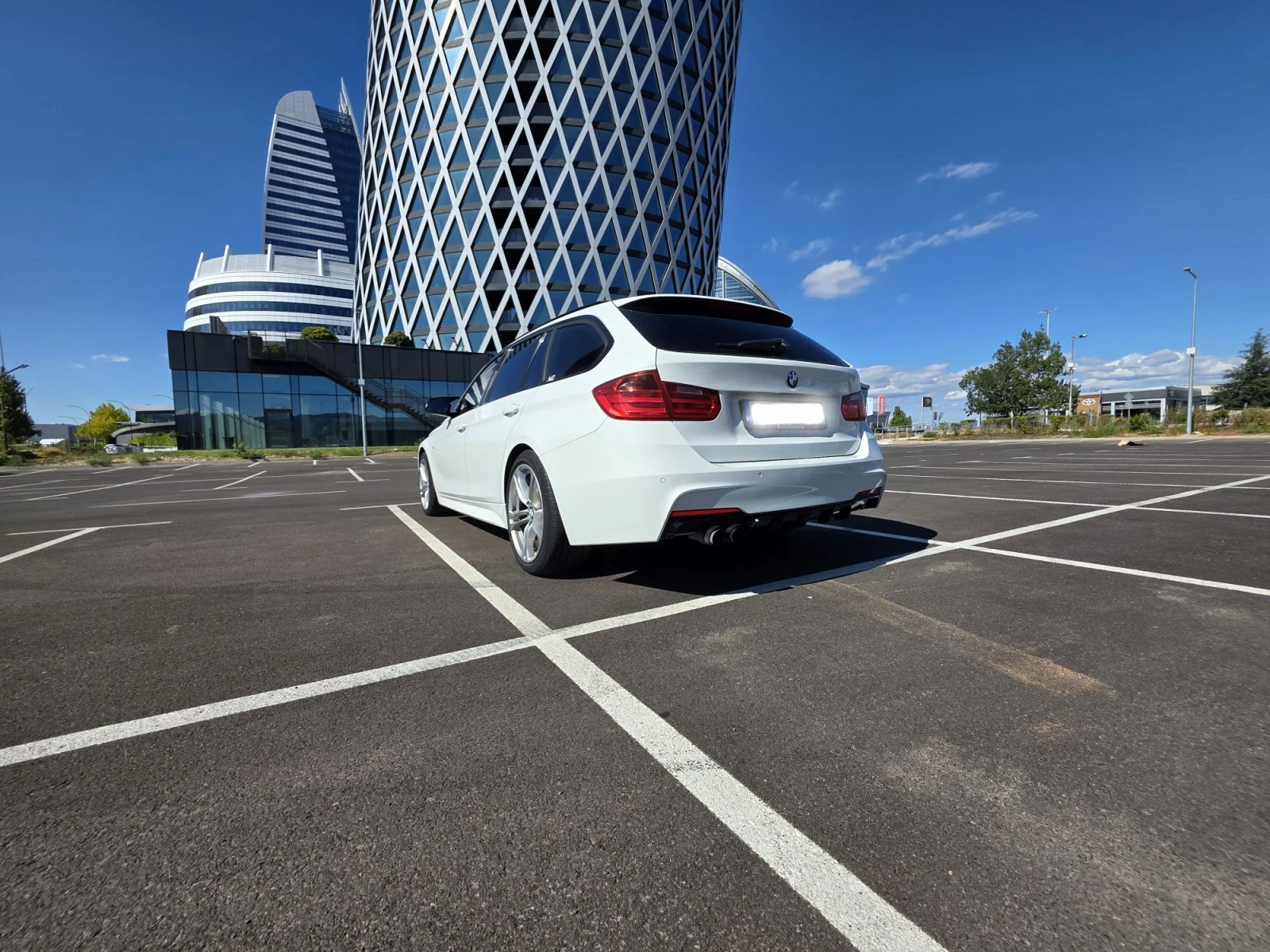 BMW 320 F31 320D, снимка 4 - Автомобили и джипове - 56670800