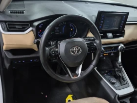 Toyota Rav4 HYBRID XLE * ПОДГРЕВИ * KEYLESS * BLIND SPOT * , снимка 9
