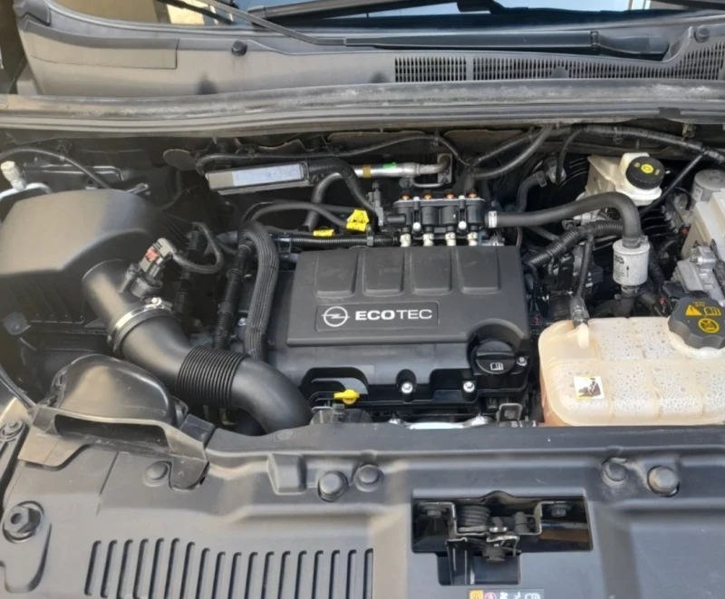 Opel Mokka 1.4 lpg , снимка 13 - Автомобили и джипове - 49457346